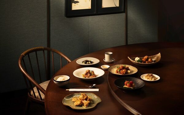 Cathay Pacific Elevates Economy Dining with Michelin-Star Flavours